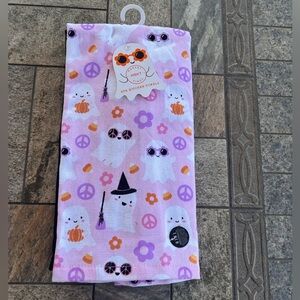NWT Market Finds Ghost Halloween Kitchen Towels